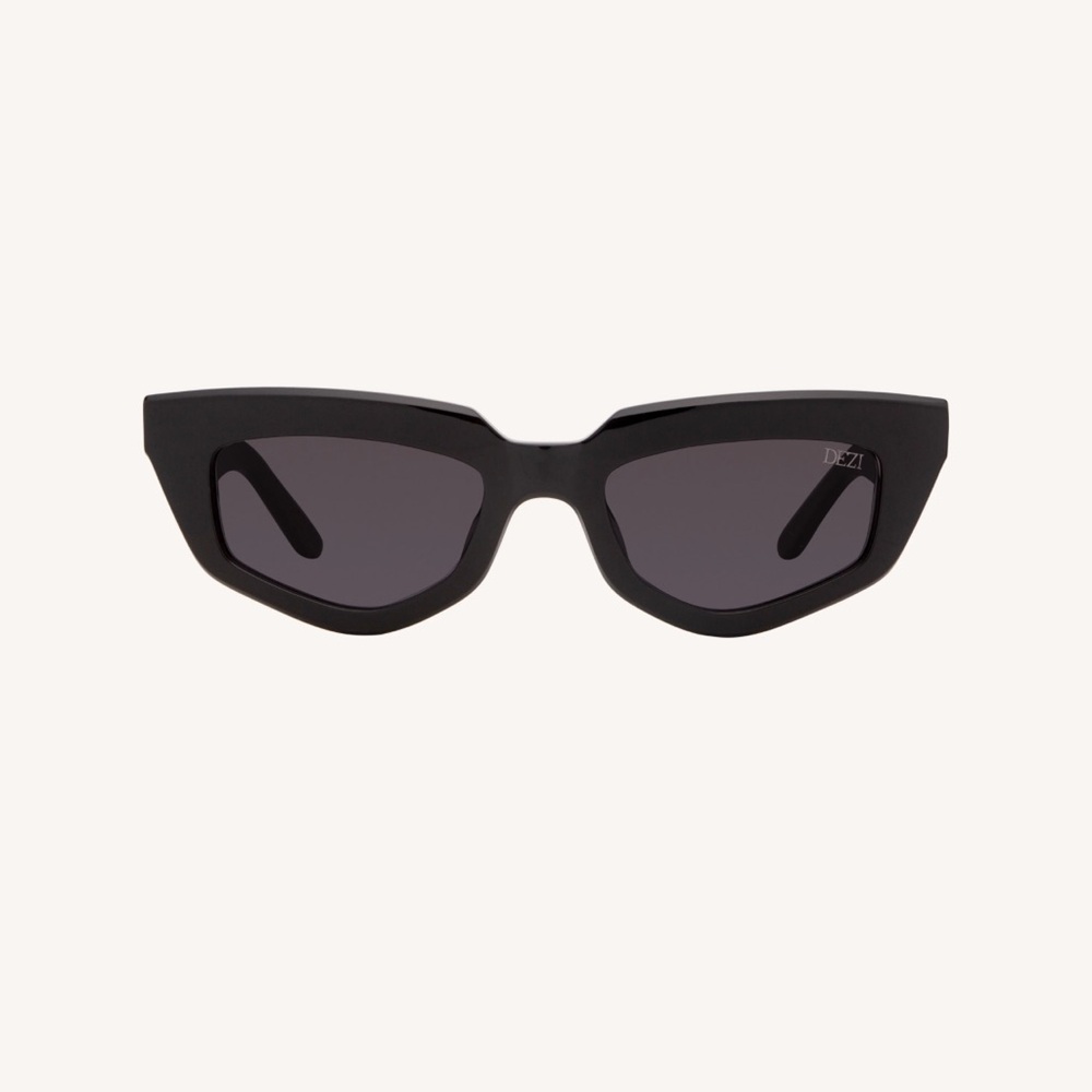 DEZI Sunwear “On Read” in Black / Dark Smoke NWOT - Picture 4 of 11